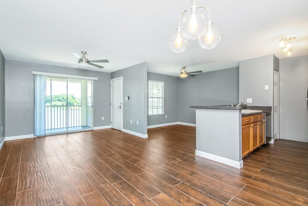 PARK LAKE AT PARSONS A CONDOMI - Residential