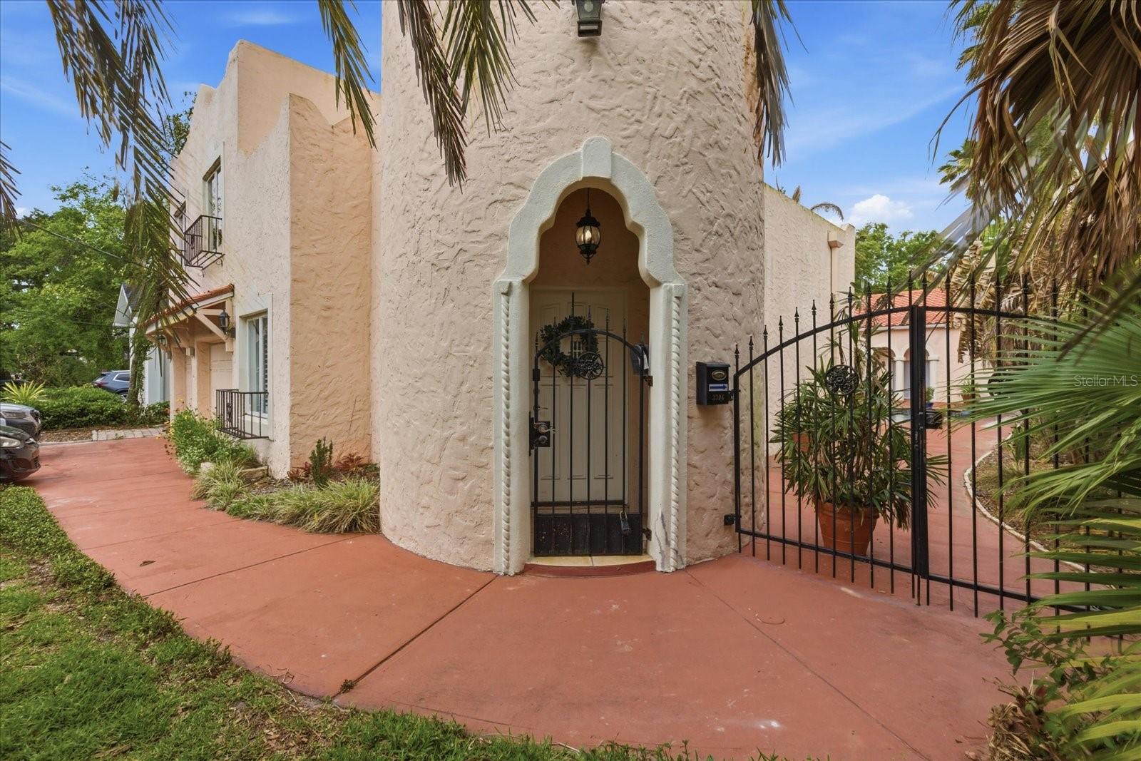 COLLEGE PARK CASTLE CONDO - Residential