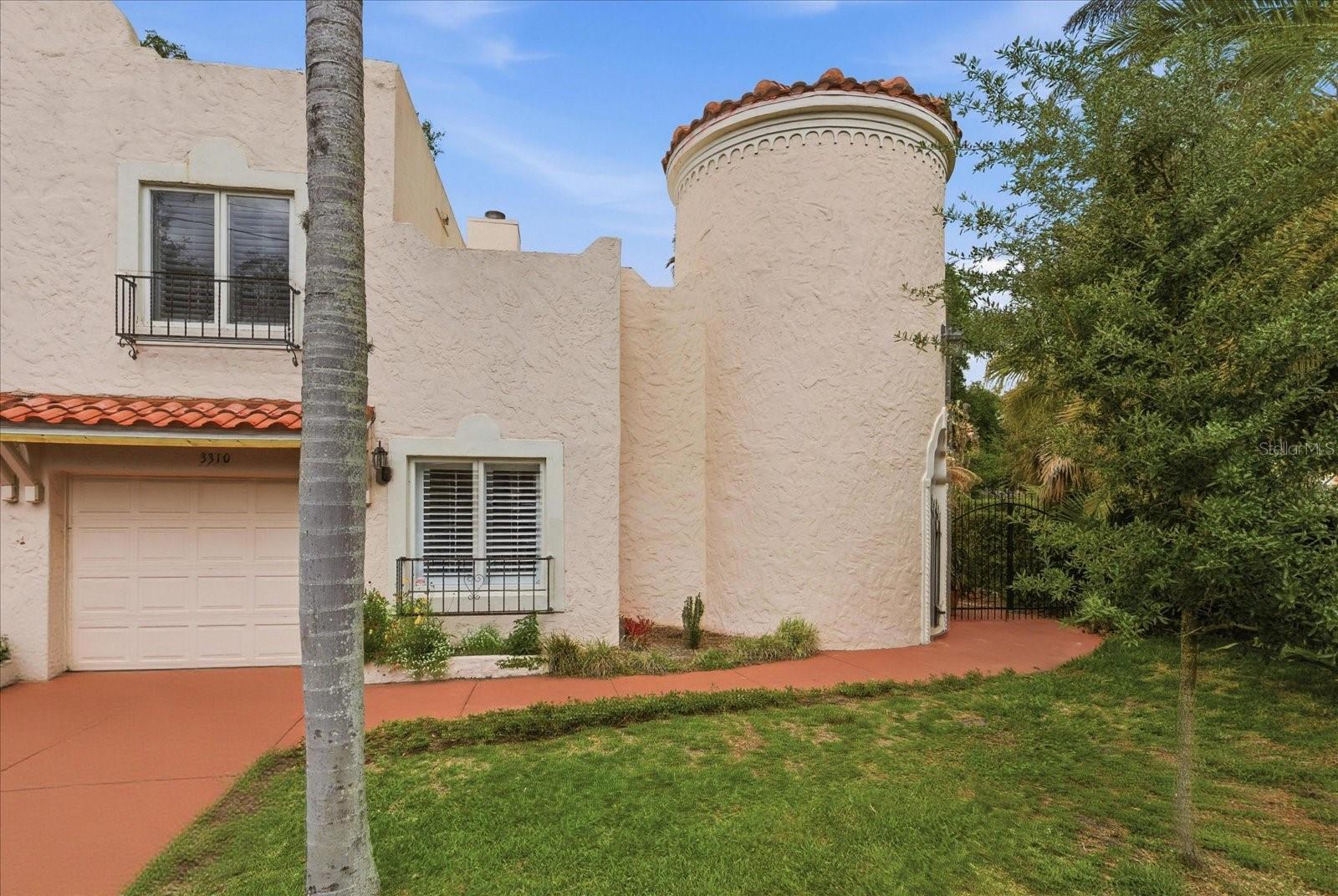 COLLEGE PARK CASTLE CONDO - Residential