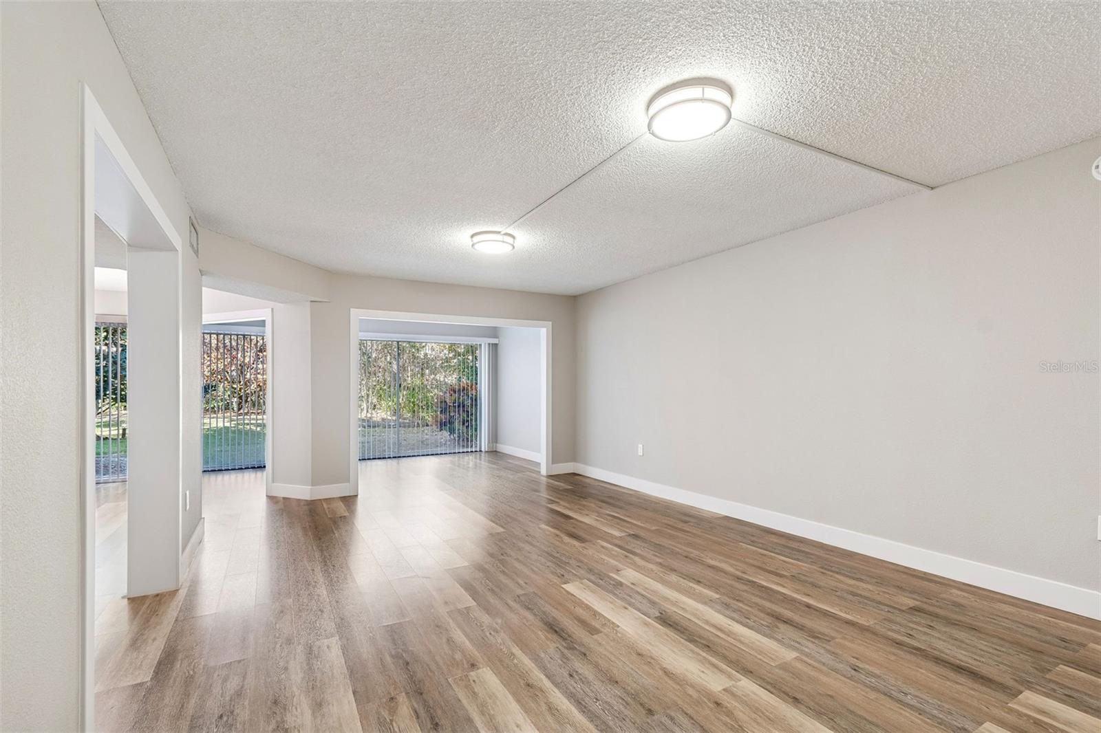 225 COUNTRY CLUB DRIVE E148