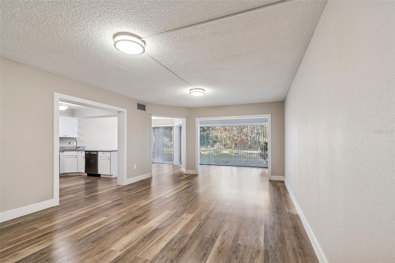 225 COUNTRY CLUB DRIVE E148