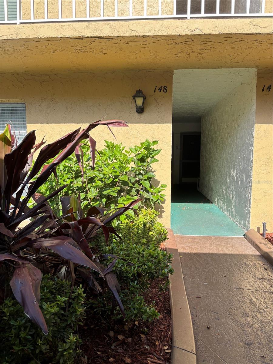 225 COUNTRY CLUB DRIVE E148