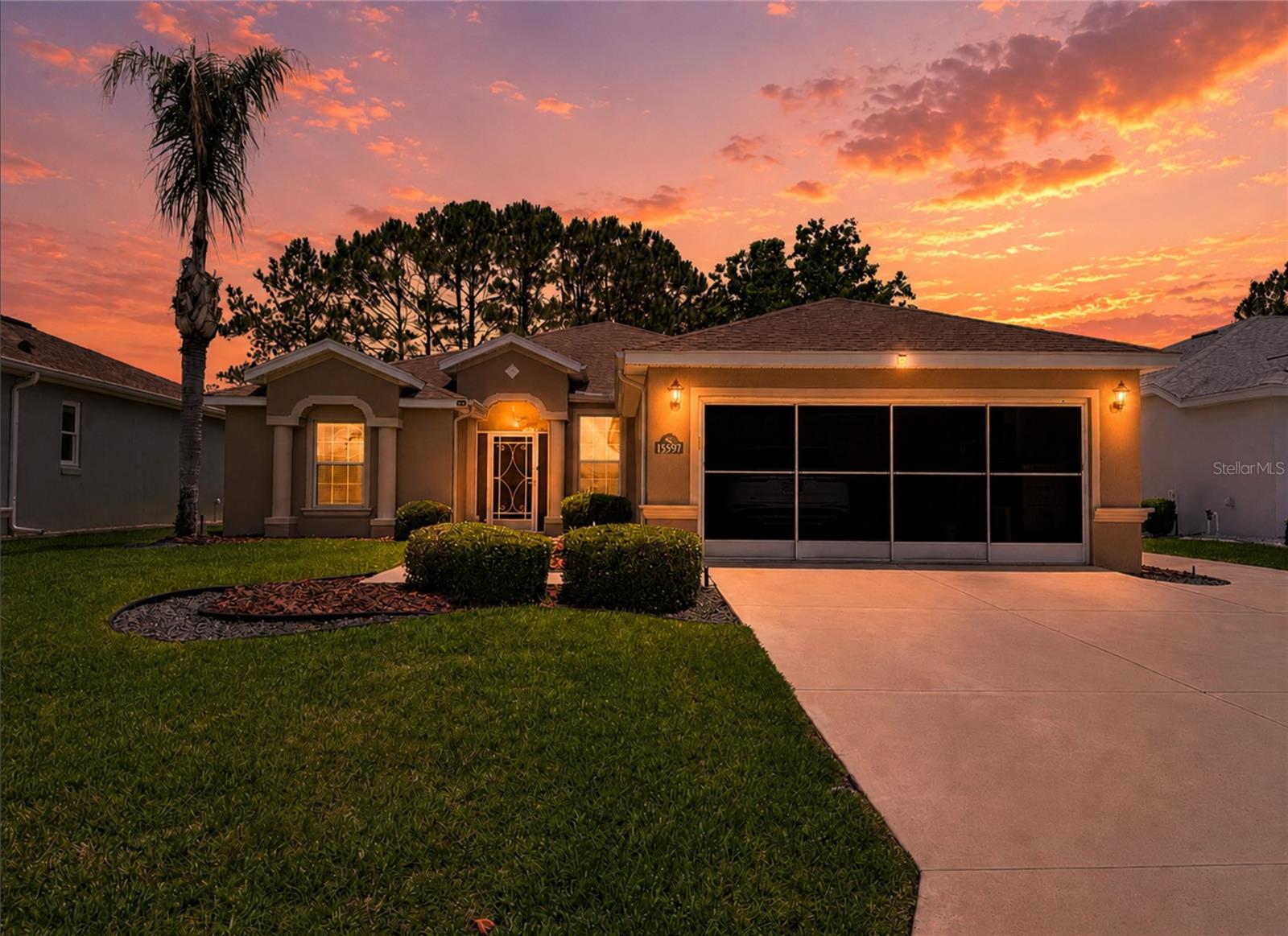 SUMMERGLEN - Residential