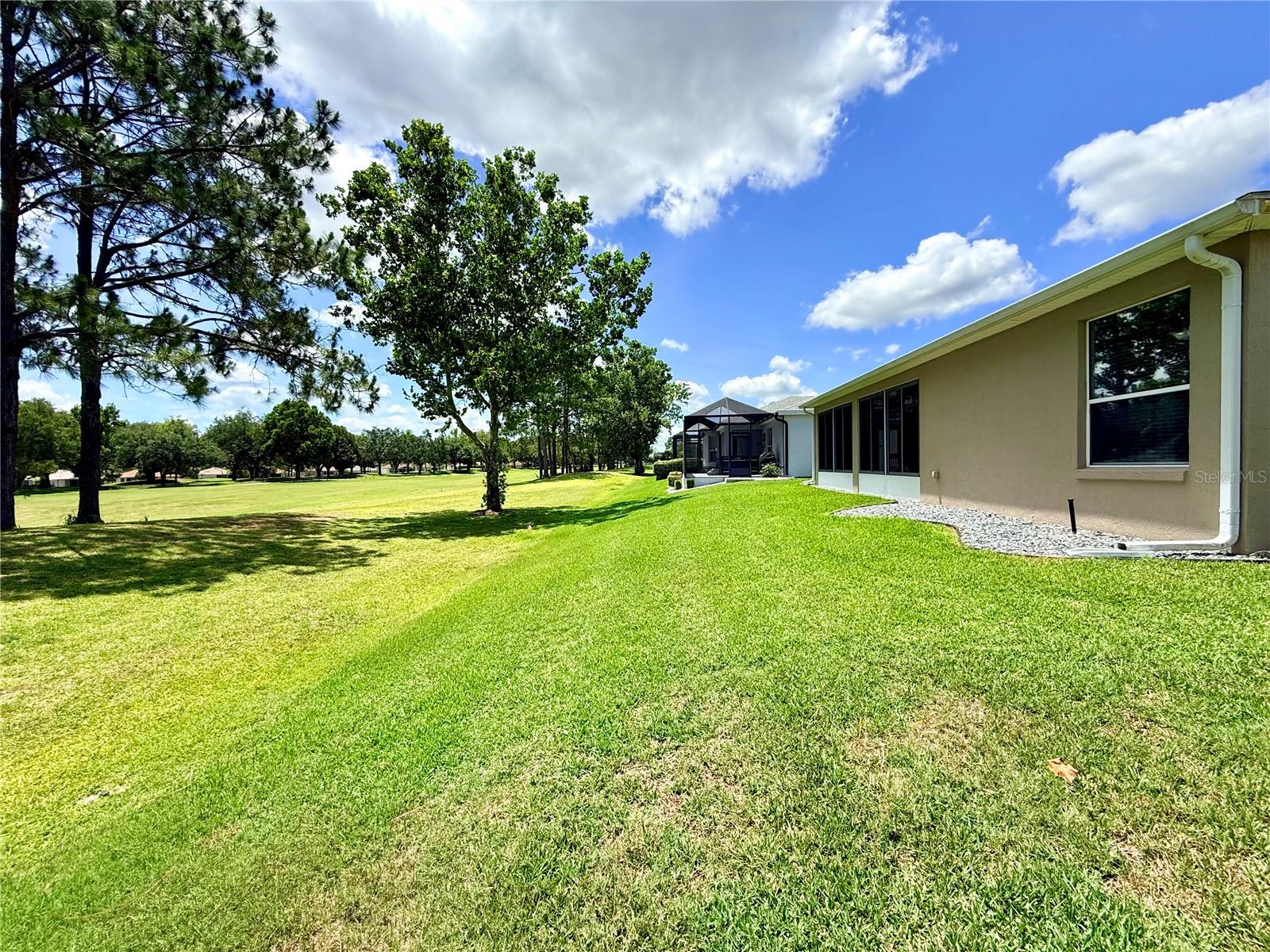 SUMMERGLEN - Residential