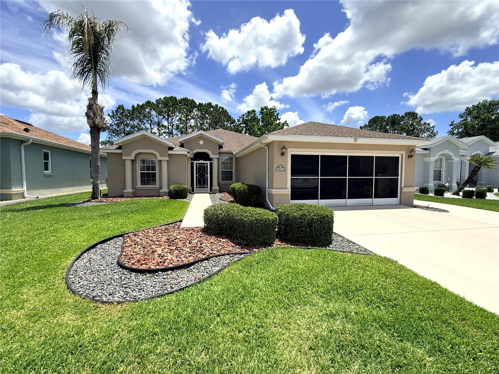 SUMMERGLEN - Residential
