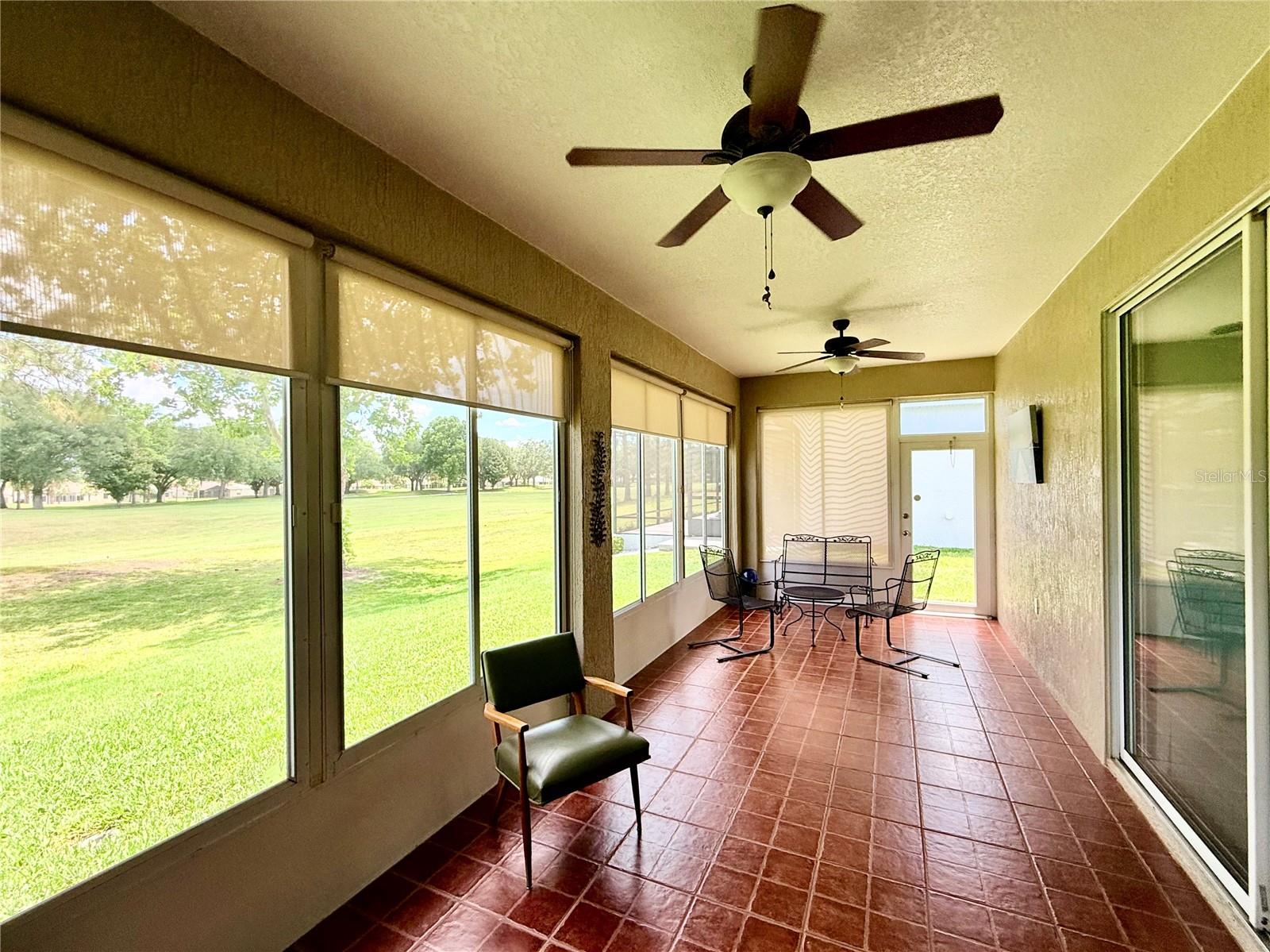 SUMMERGLEN - Residential