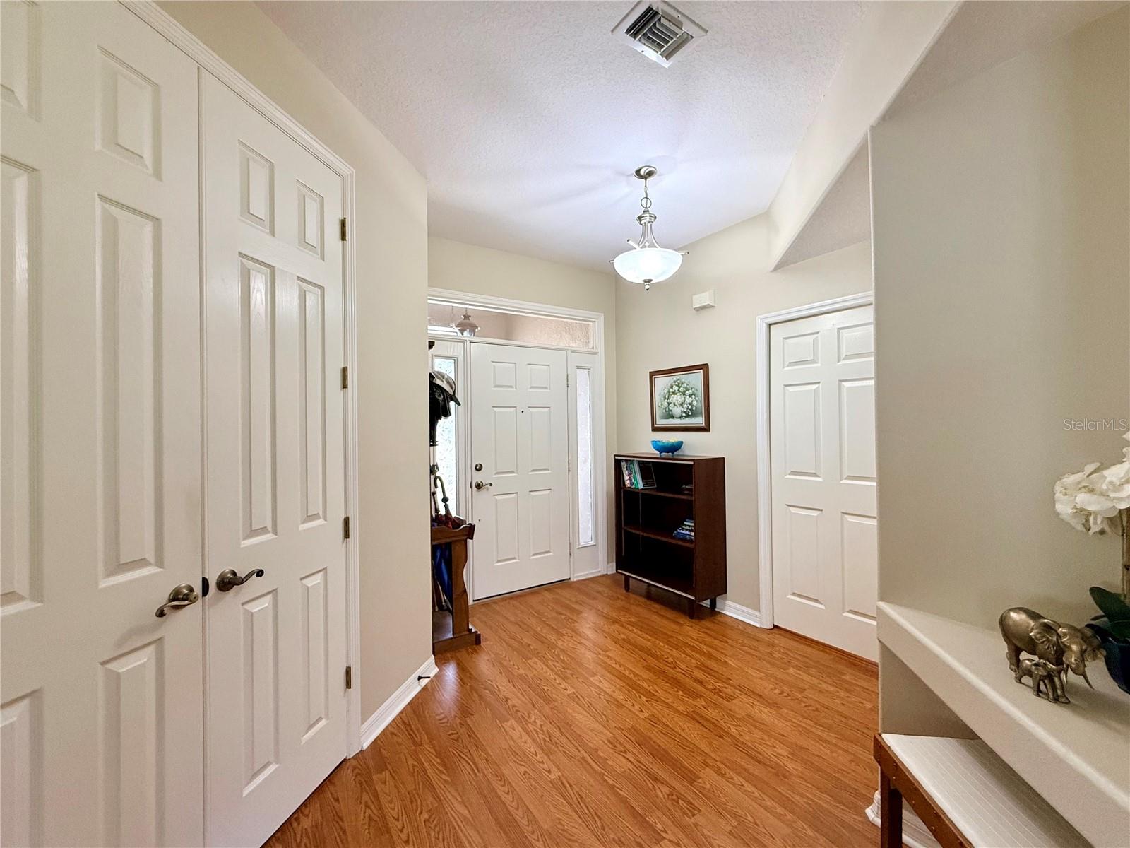 SUMMERGLEN - Residential