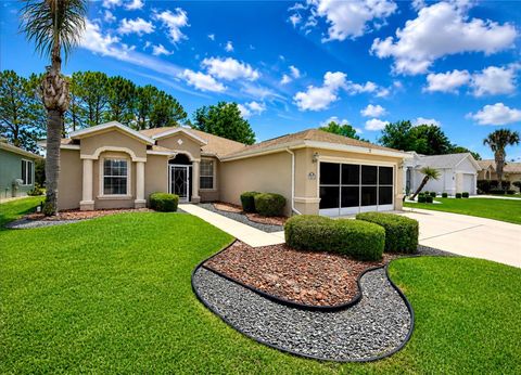 Photo of 15597 SW 14th Avenue Road, Ocala, FL 34473 (MLS # OM724996)