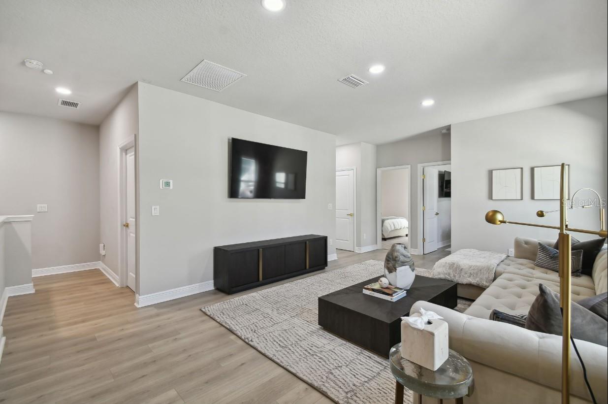 VIRGINIA TERRACE - Residential Lease