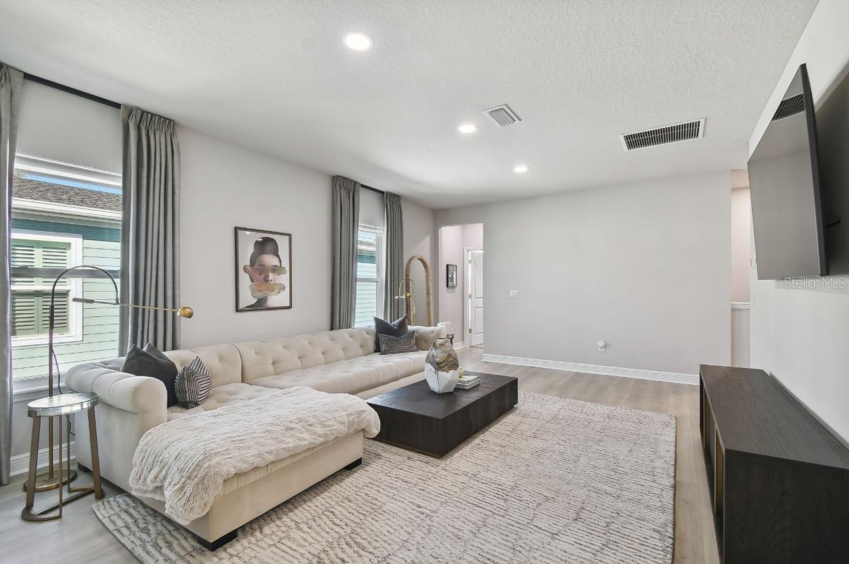 VIRGINIA TERRACE - Residential Lease