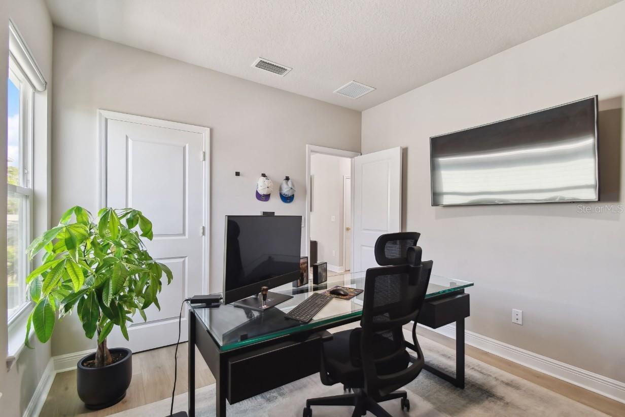 VIRGINIA TERRACE - Residential Lease