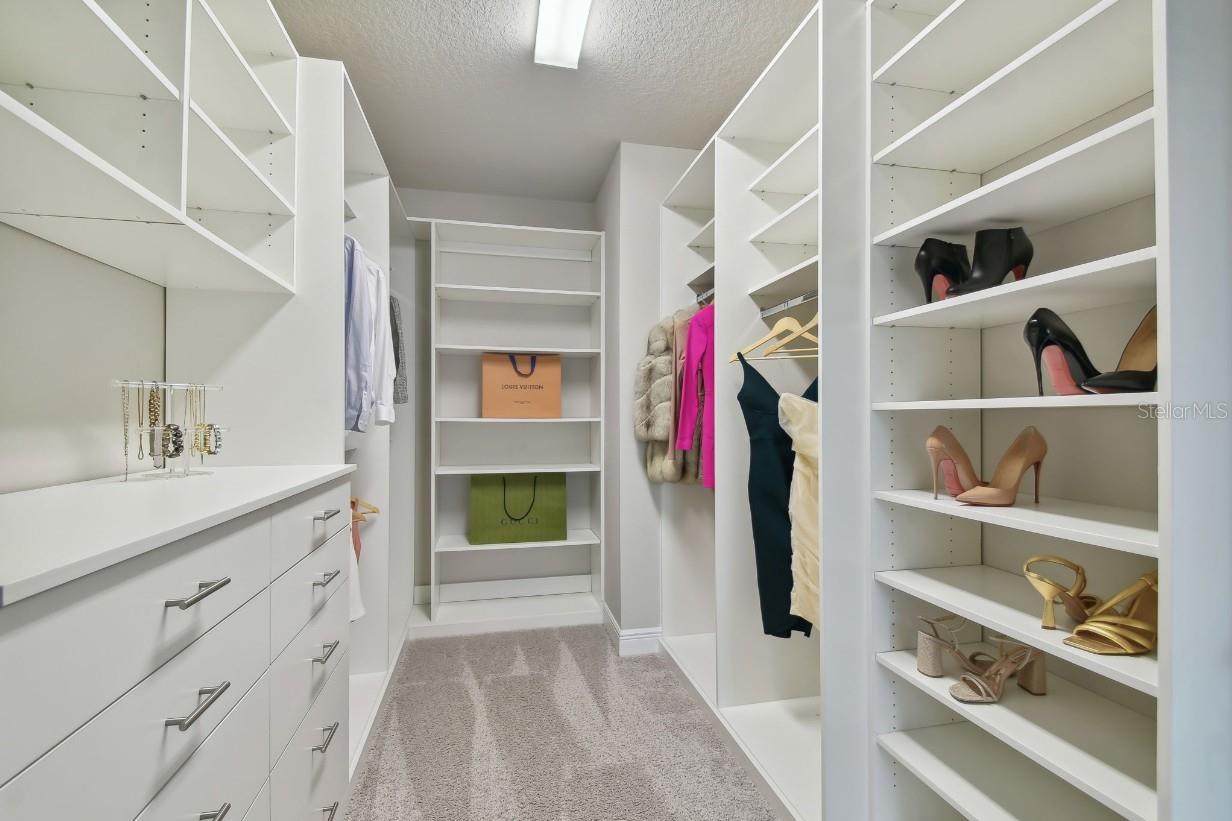 VIRGINIA TERRACE - Residential Lease