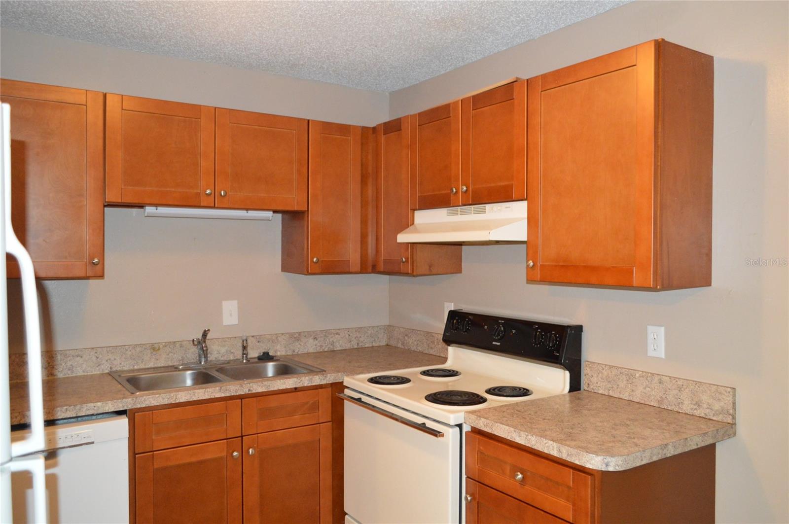 4517-4519 BALLENTINE COURT