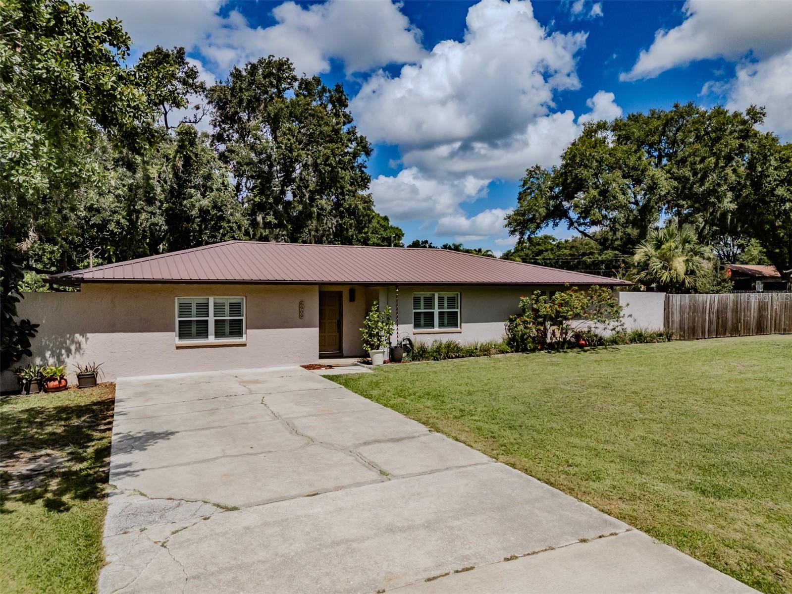 6909 FARRIS DRIVE