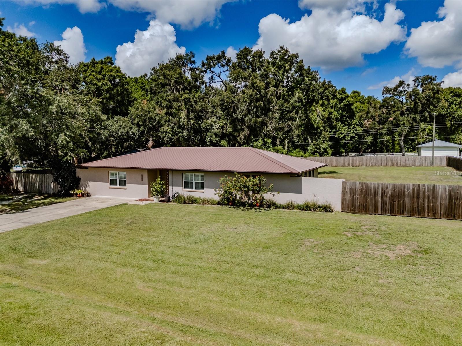 6909 FARRIS DRIVE