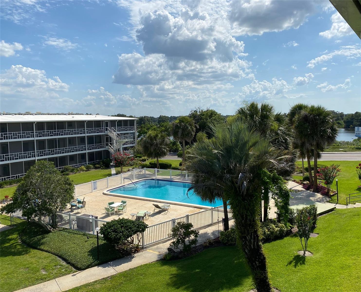 WINTER HAVEN HARBOUR APTS CONDO - Residential