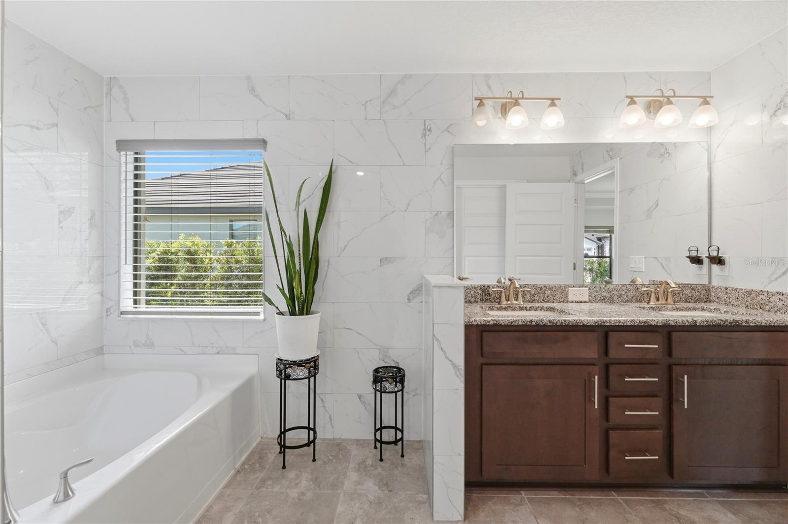 LAKE JULIANA ESTATES - Residential