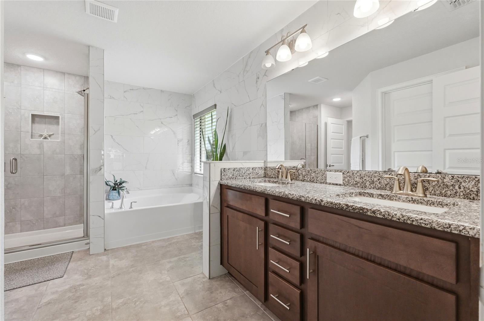 LAKE JULIANA ESTATES - Residential