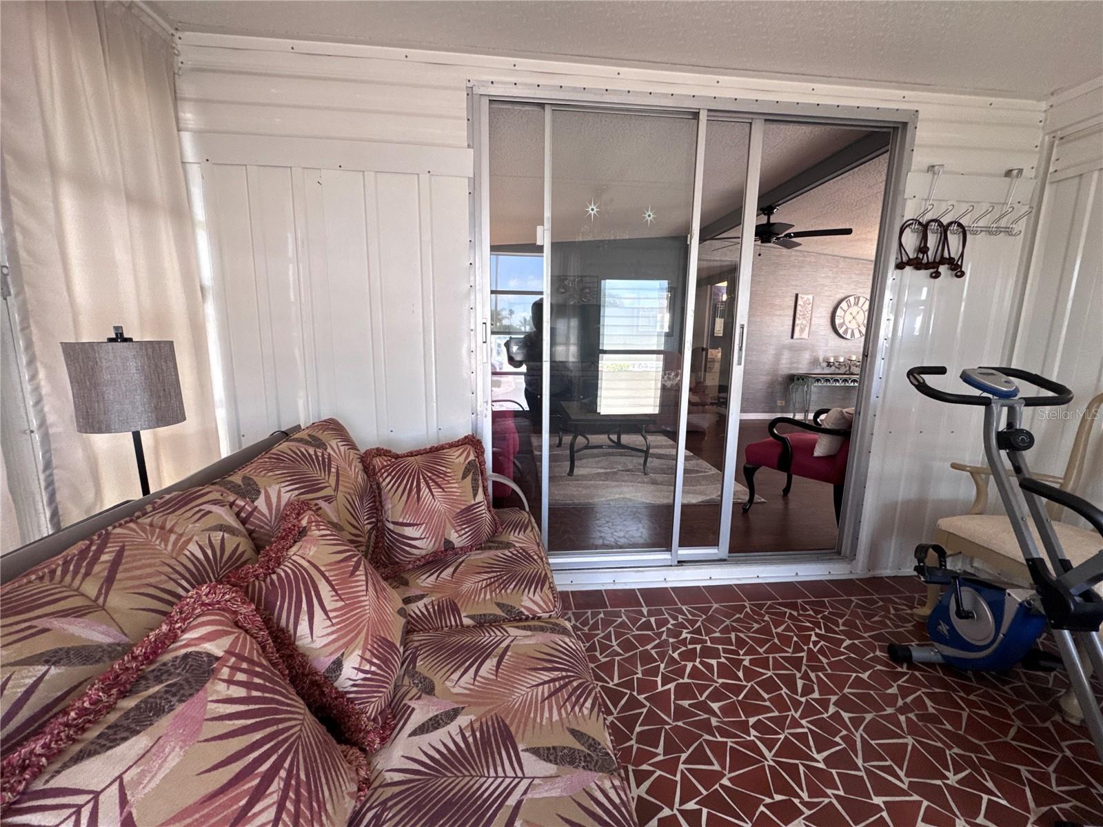 COUNTRY PARK CO-OP M/H UNREC - Residential