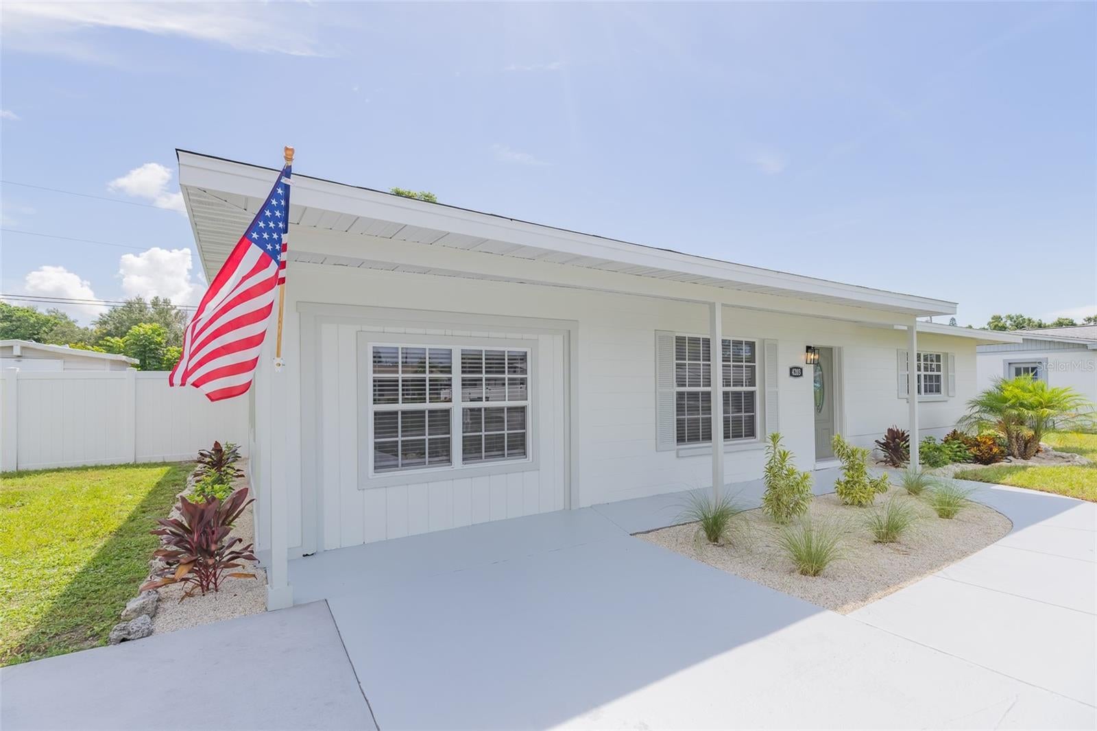 4203 36TH STREET W, BRADENTON, FL, 34205 1 4203 36TH STREET W