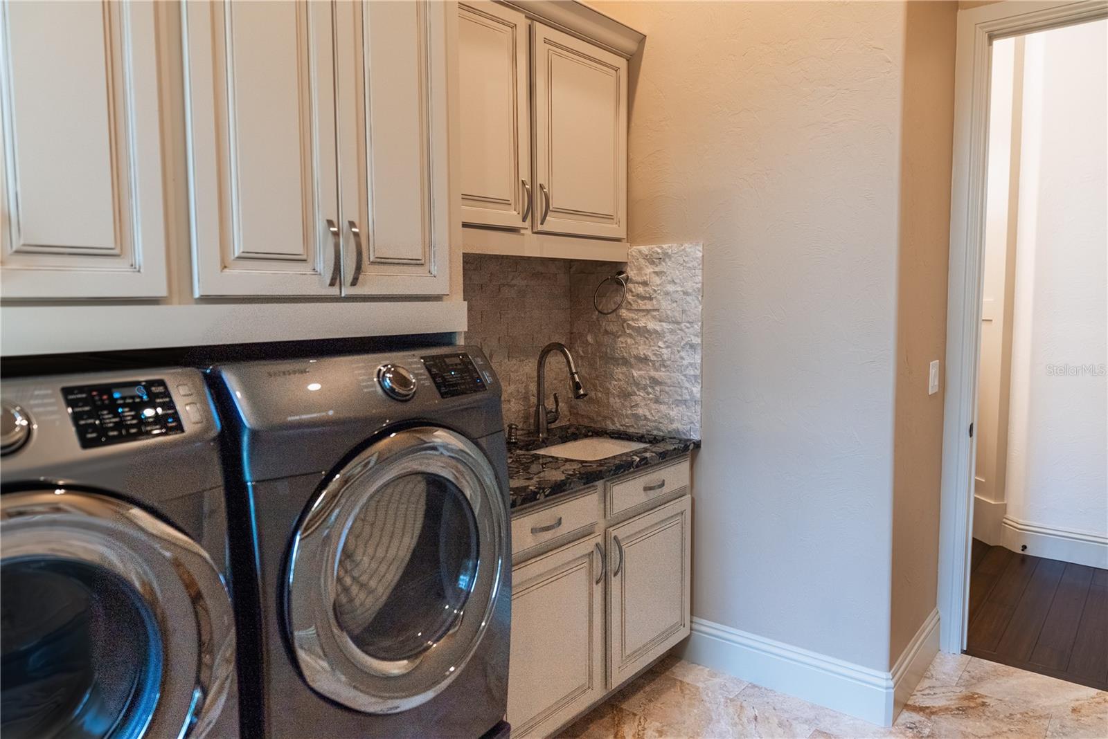 LEMON BAY ESTATES - Residential