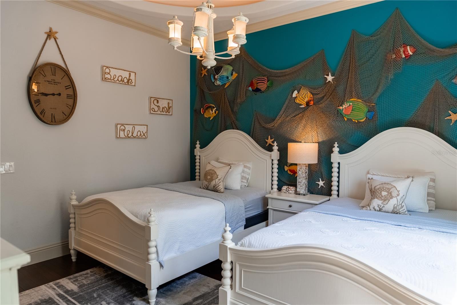 LEMON BAY ESTATES - Residential