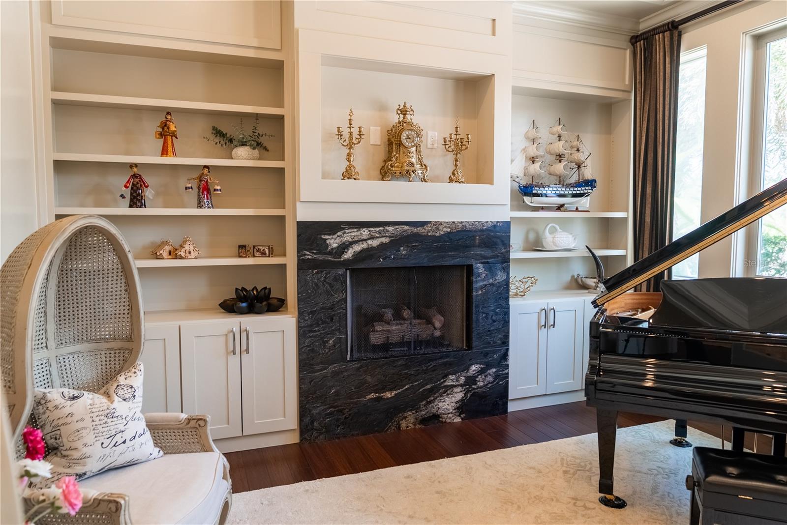 LEMON BAY ESTATES - Residential