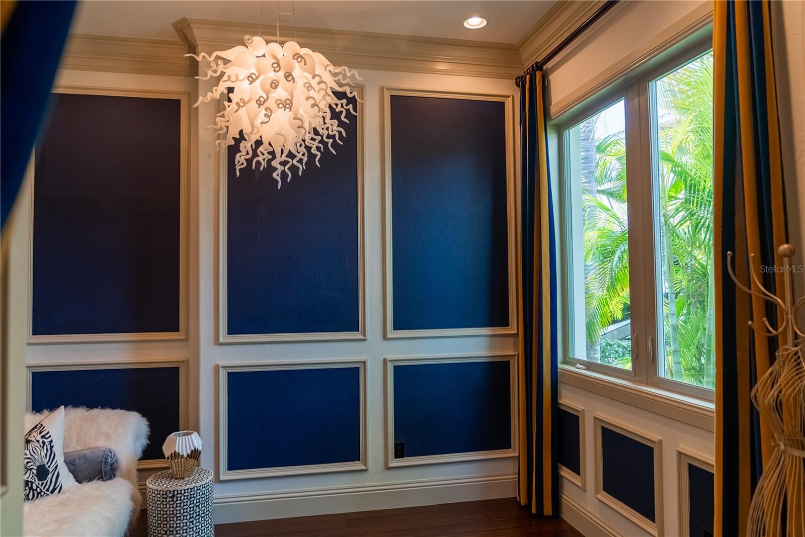 LEMON BAY ESTATES - Residential