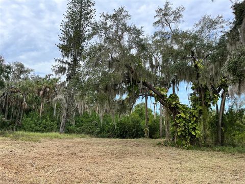 6715 16TH AVENUE E PALMETTO FL 34221