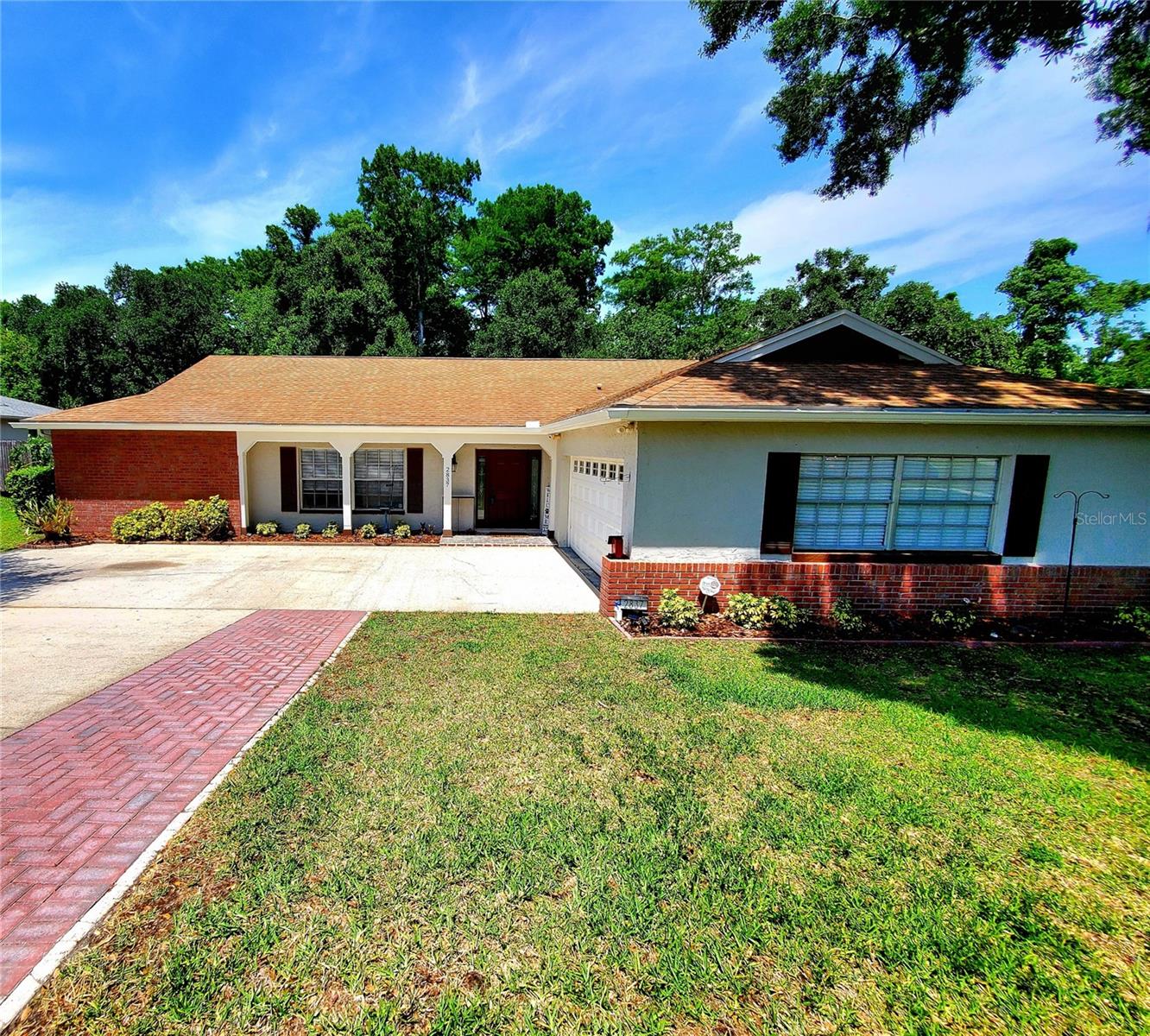 2837 LONGLEAF LANE