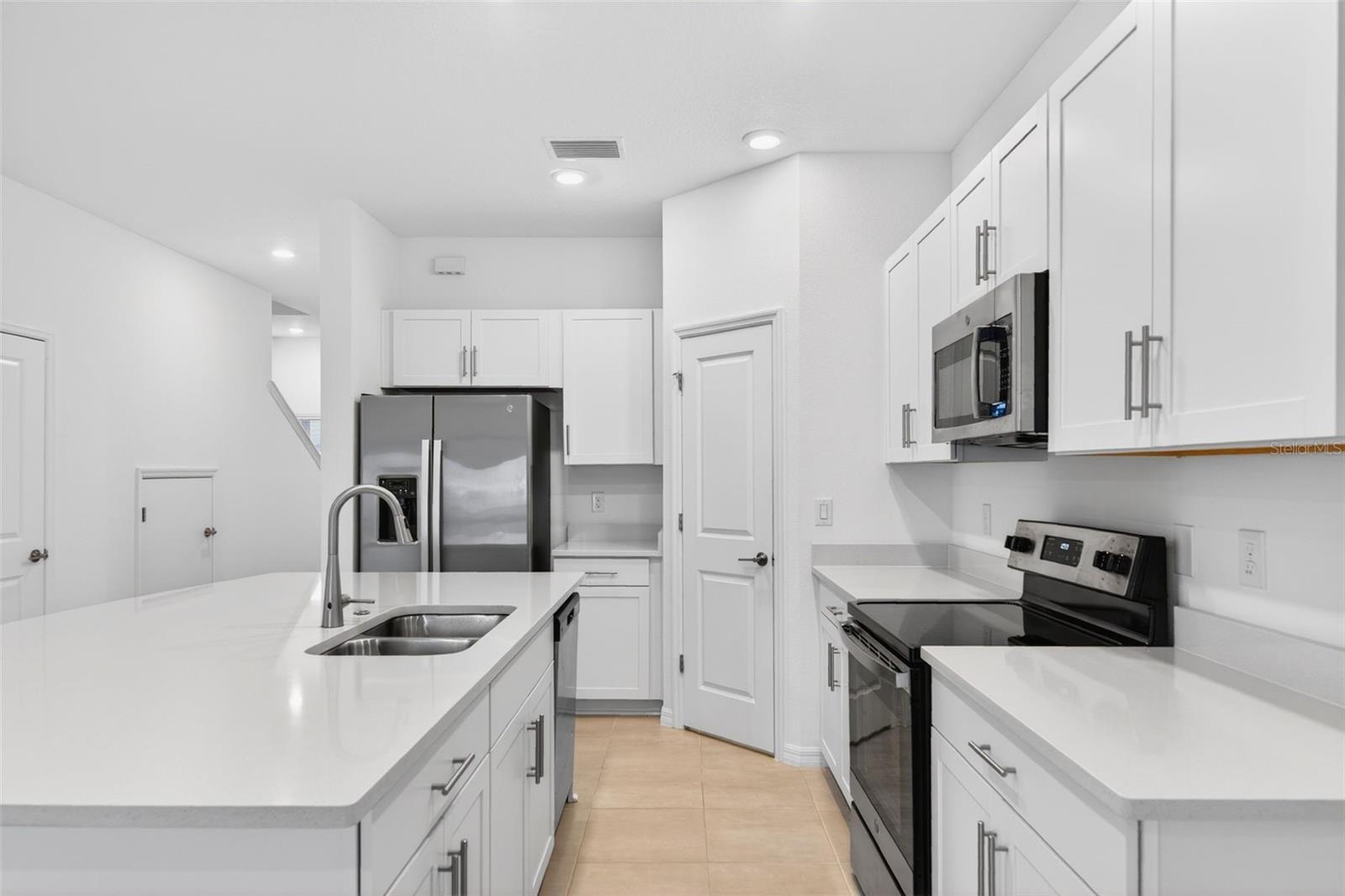 5734 ARCHIPELAGO STREET