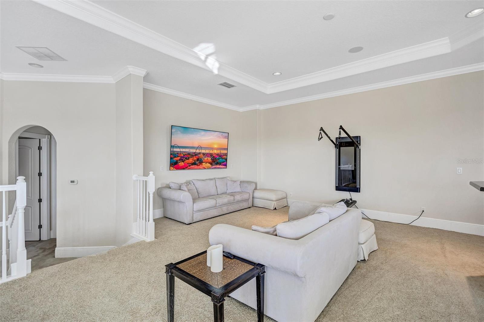 FOUNDERS CLUB - Residential