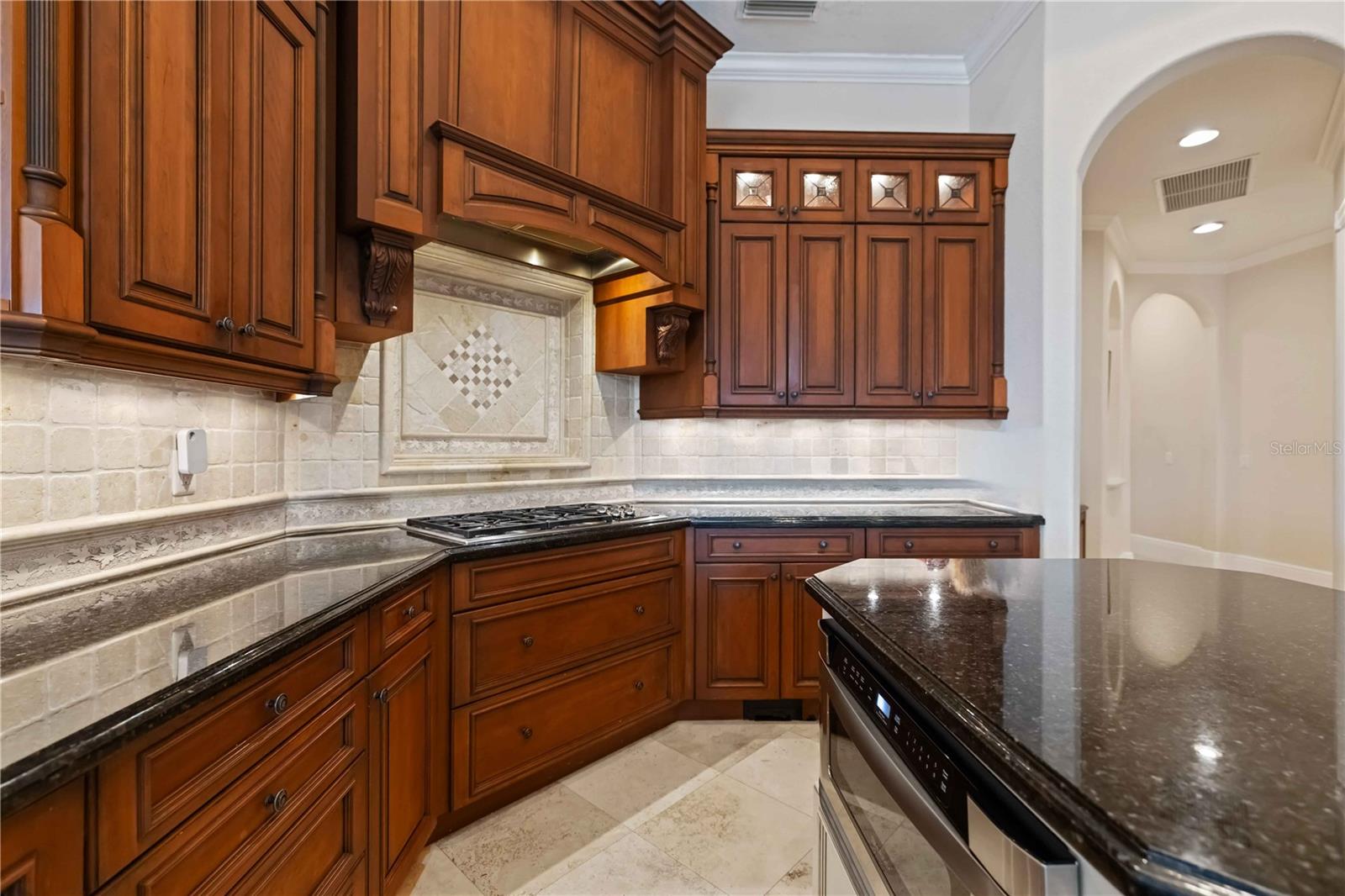 FOUNDERS CLUB - Residential