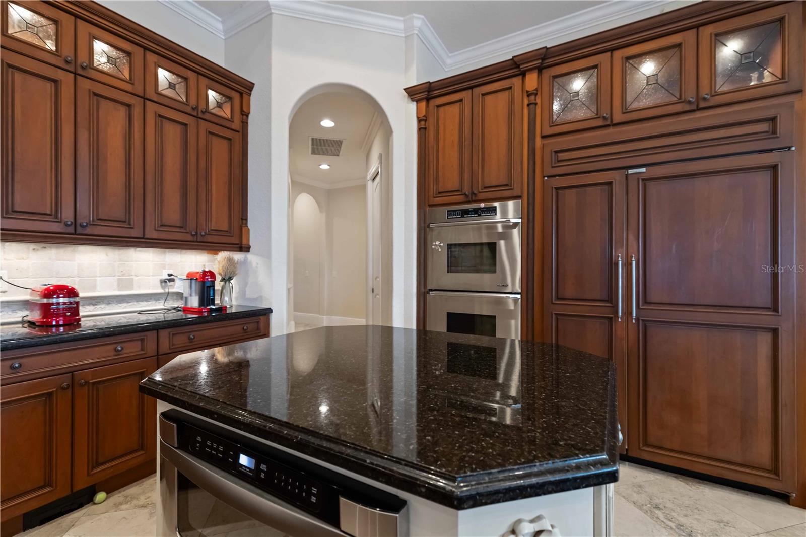 FOUNDERS CLUB - Residential