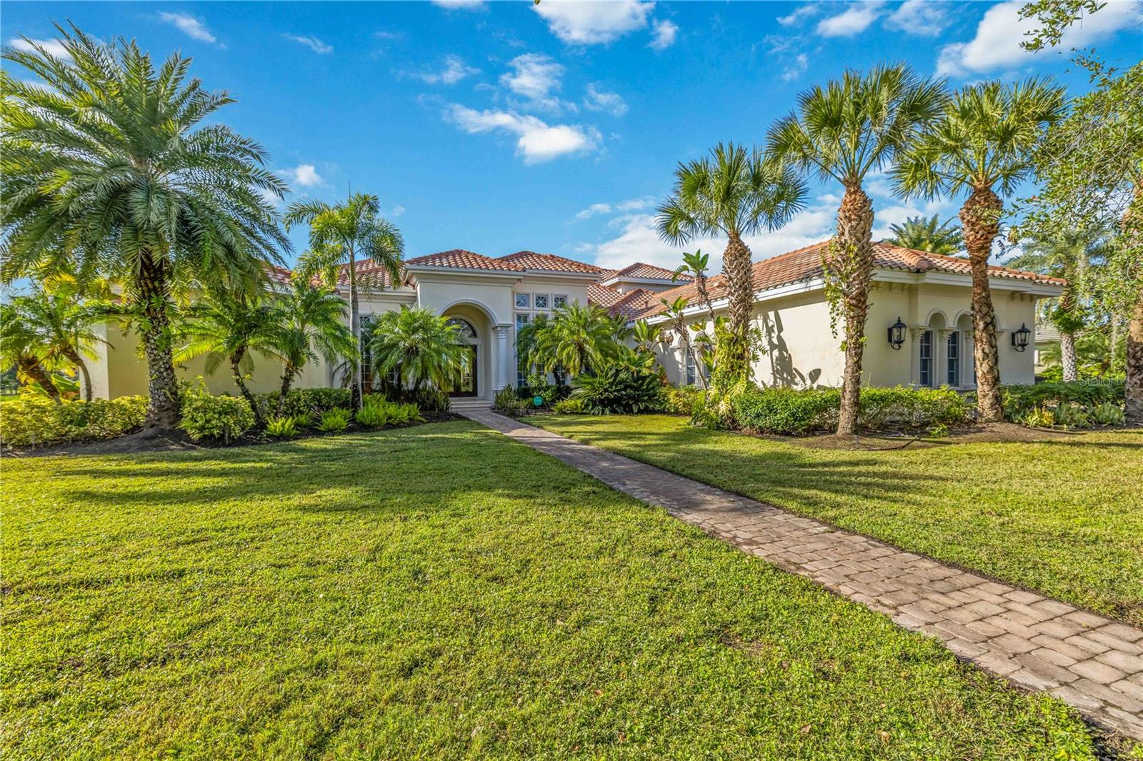 3171 FOUNDERS CLUB DRIVE