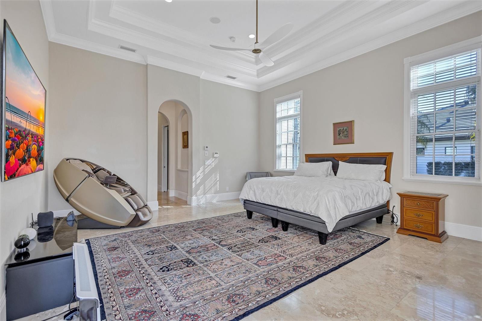 FOUNDERS CLUB - Residential