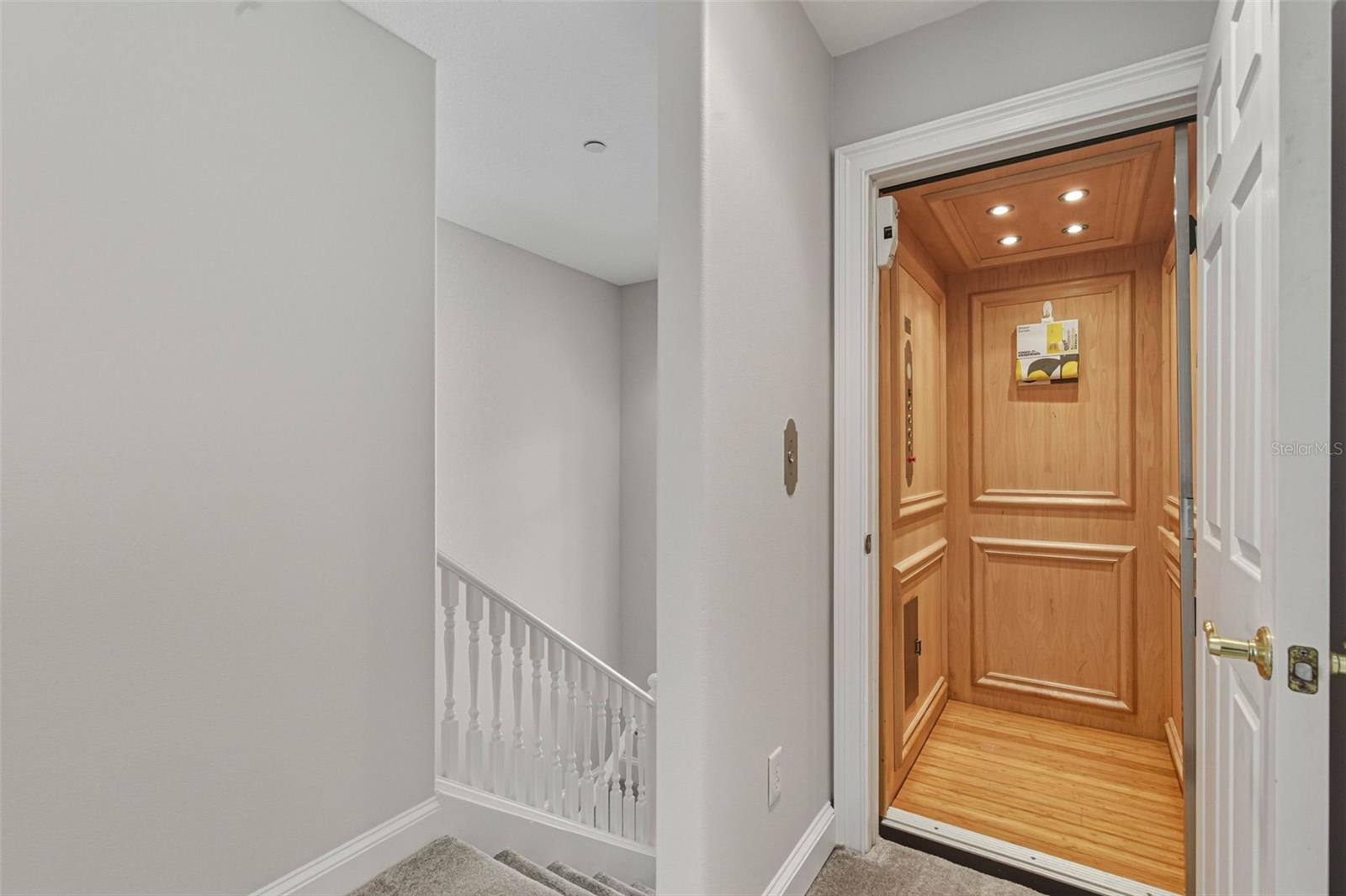 GULF ESTATES - Residential