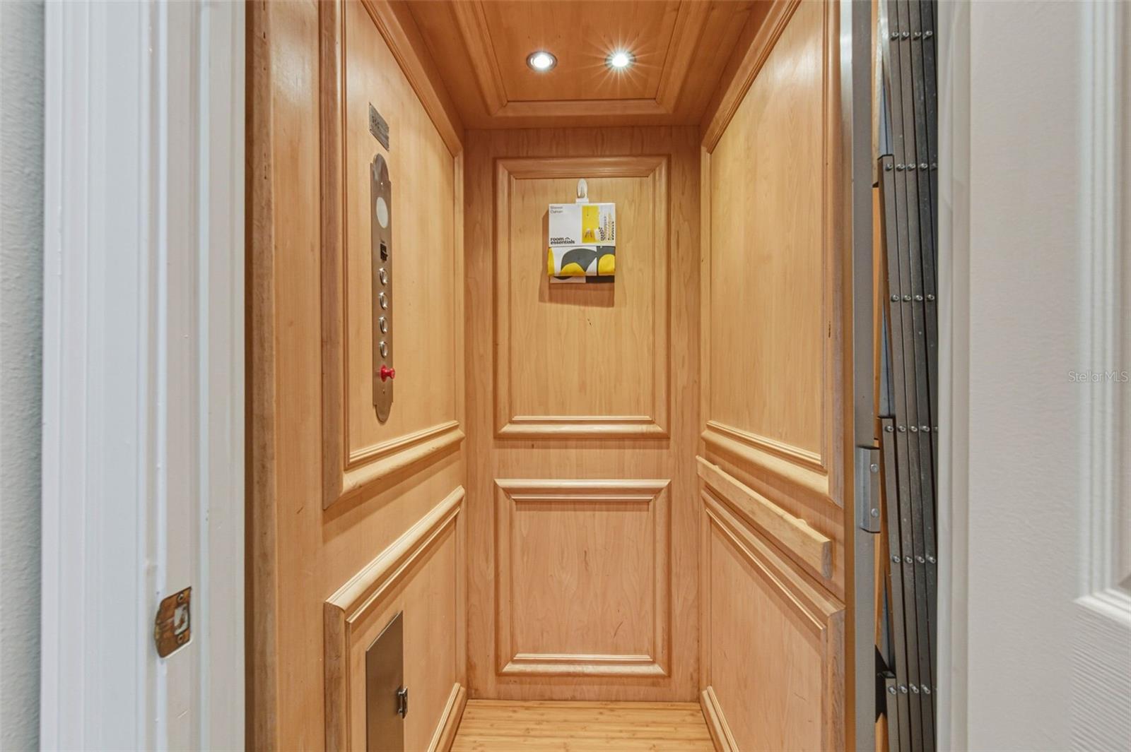 GULF ESTATES - Residential