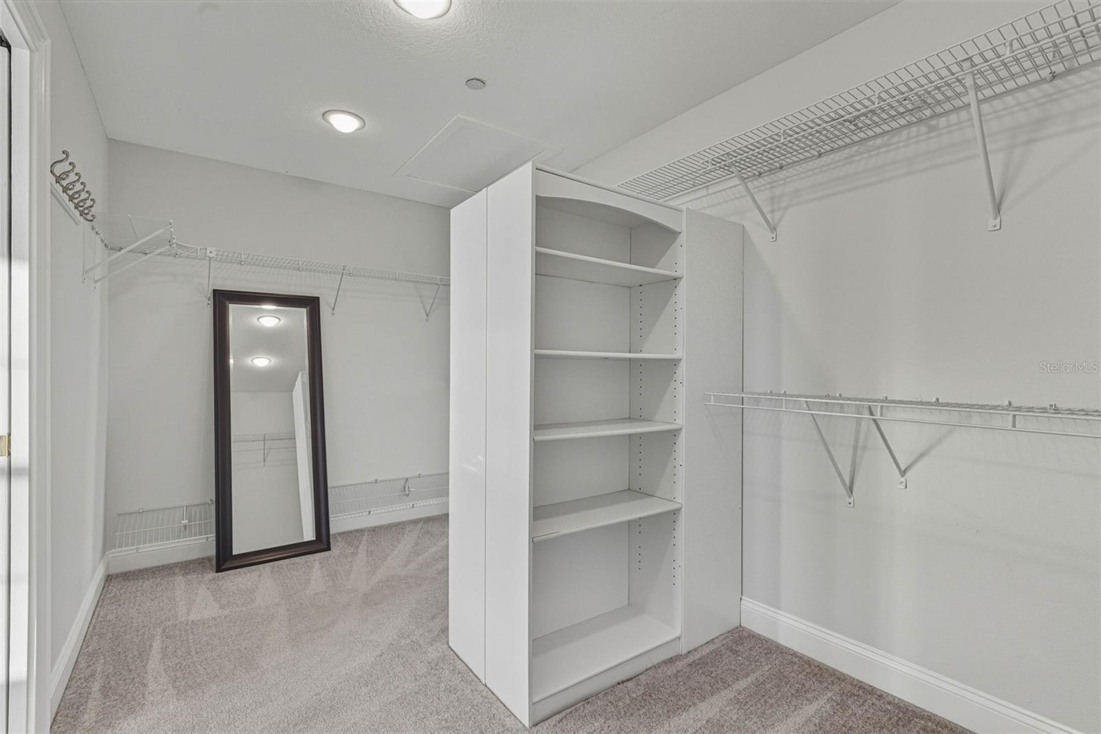 GULF ESTATES - Residential