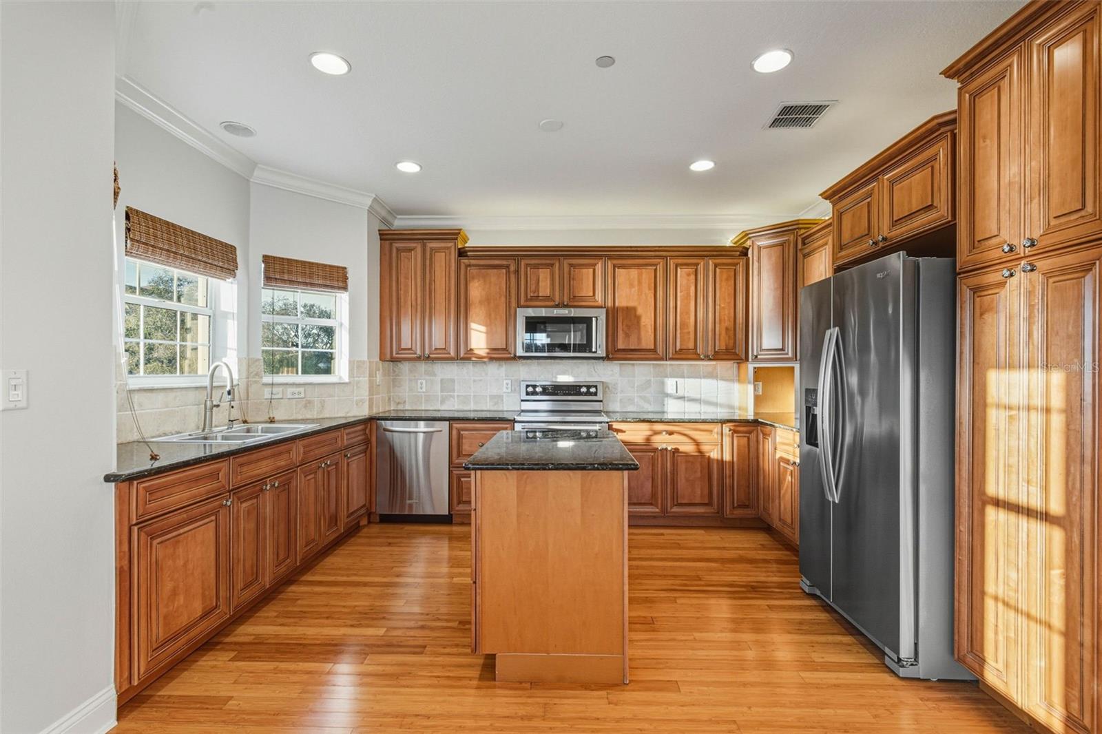 GULF ESTATES - Residential