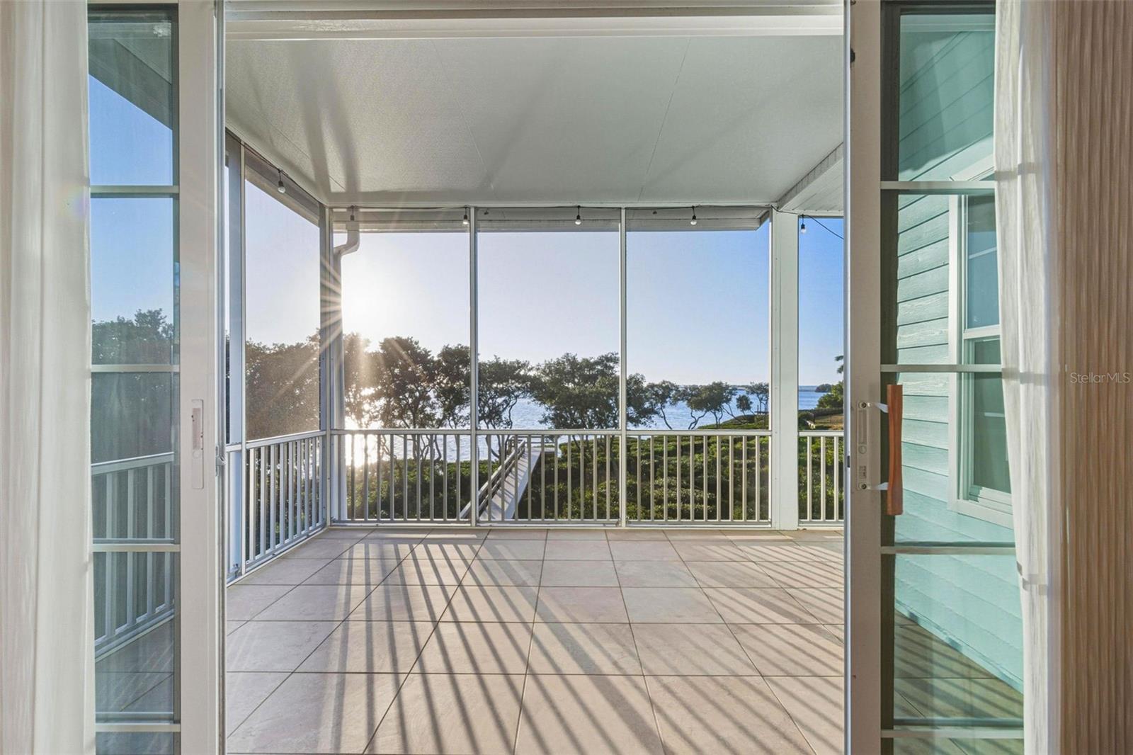 GULF ESTATES - Residential