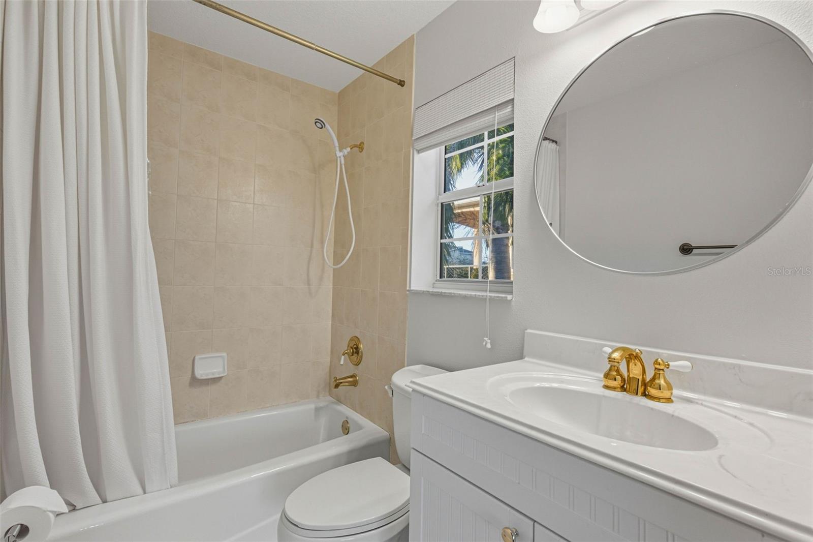 GULF ESTATES - Residential