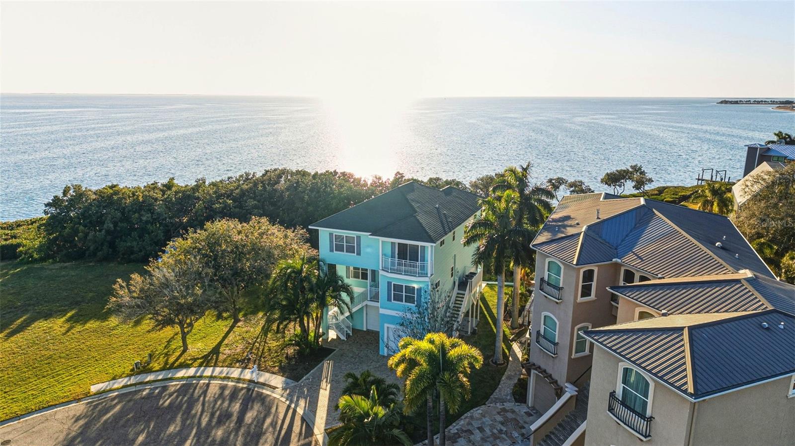 GULF ESTATES - Residential