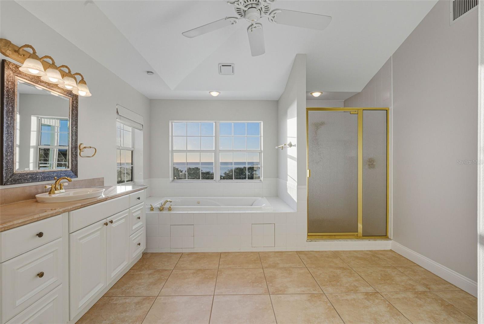 GULF ESTATES - Residential