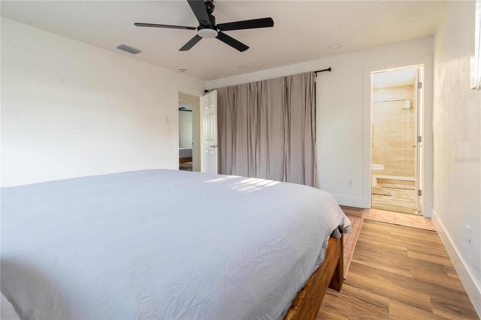 PASADENA GOLF CLUB ESTATES SEC 5 - Residential Lease