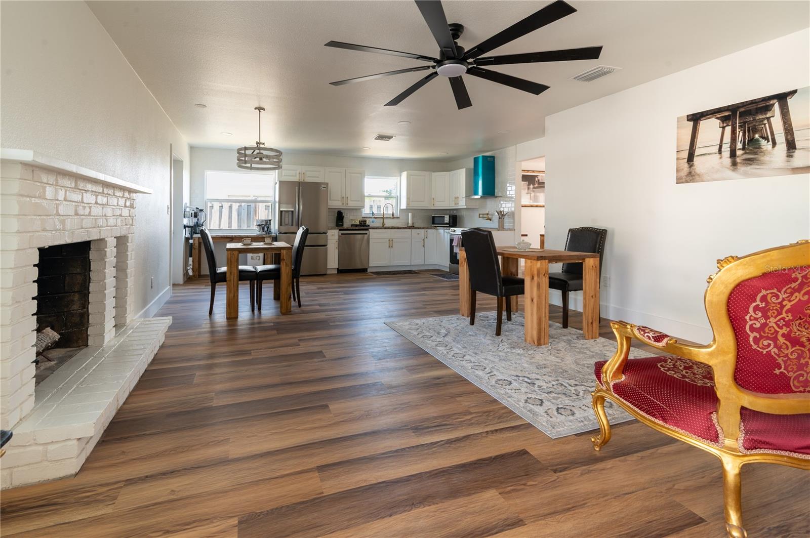 PASADENA GOLF CLUB ESTATES SEC 5 - Residential Lease