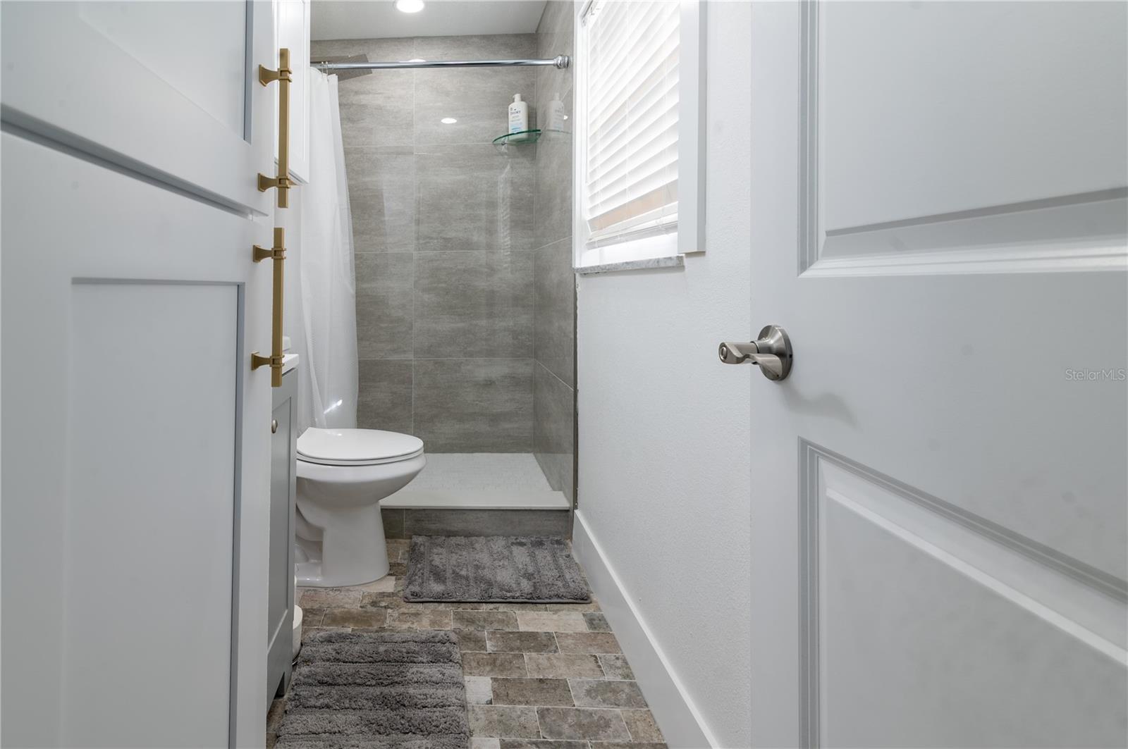 PASADENA GOLF CLUB ESTATES SEC 5 - Residential Lease