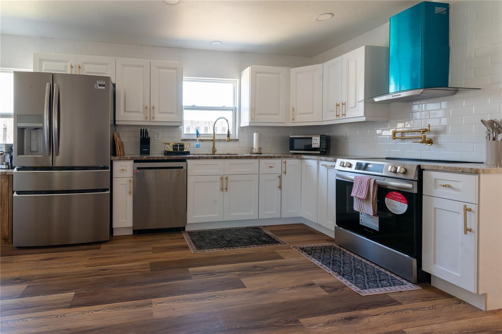 PASADENA GOLF CLUB ESTATES SEC 5 - Residential Lease