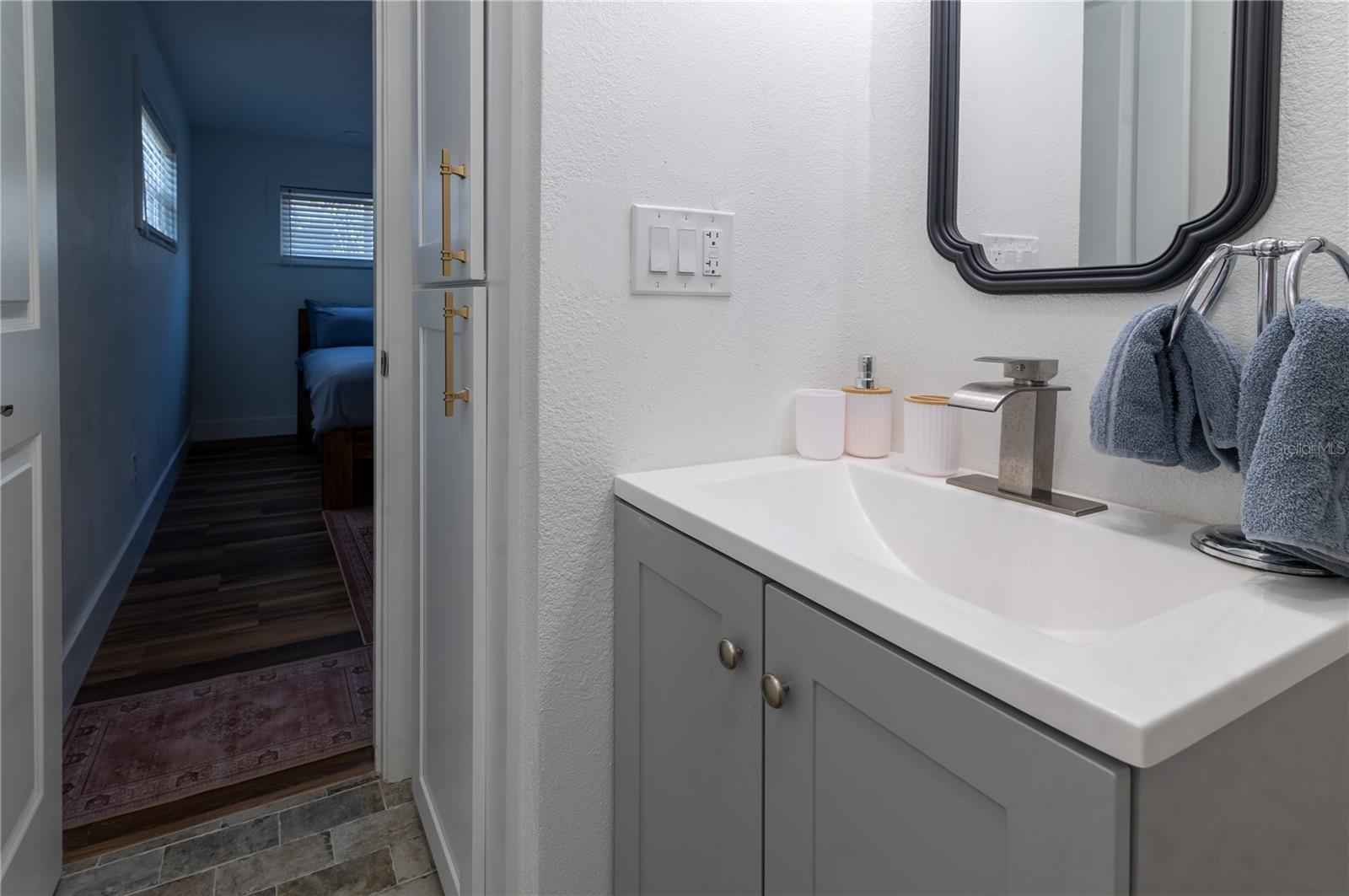 PASADENA GOLF CLUB ESTATES SEC 5 - Residential Lease