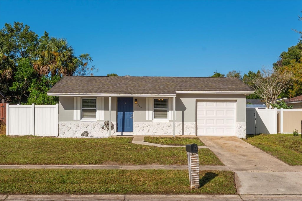 Photo of 226 Bennett Street, Winter Springs, FL 32708 (MLS # O6453326)